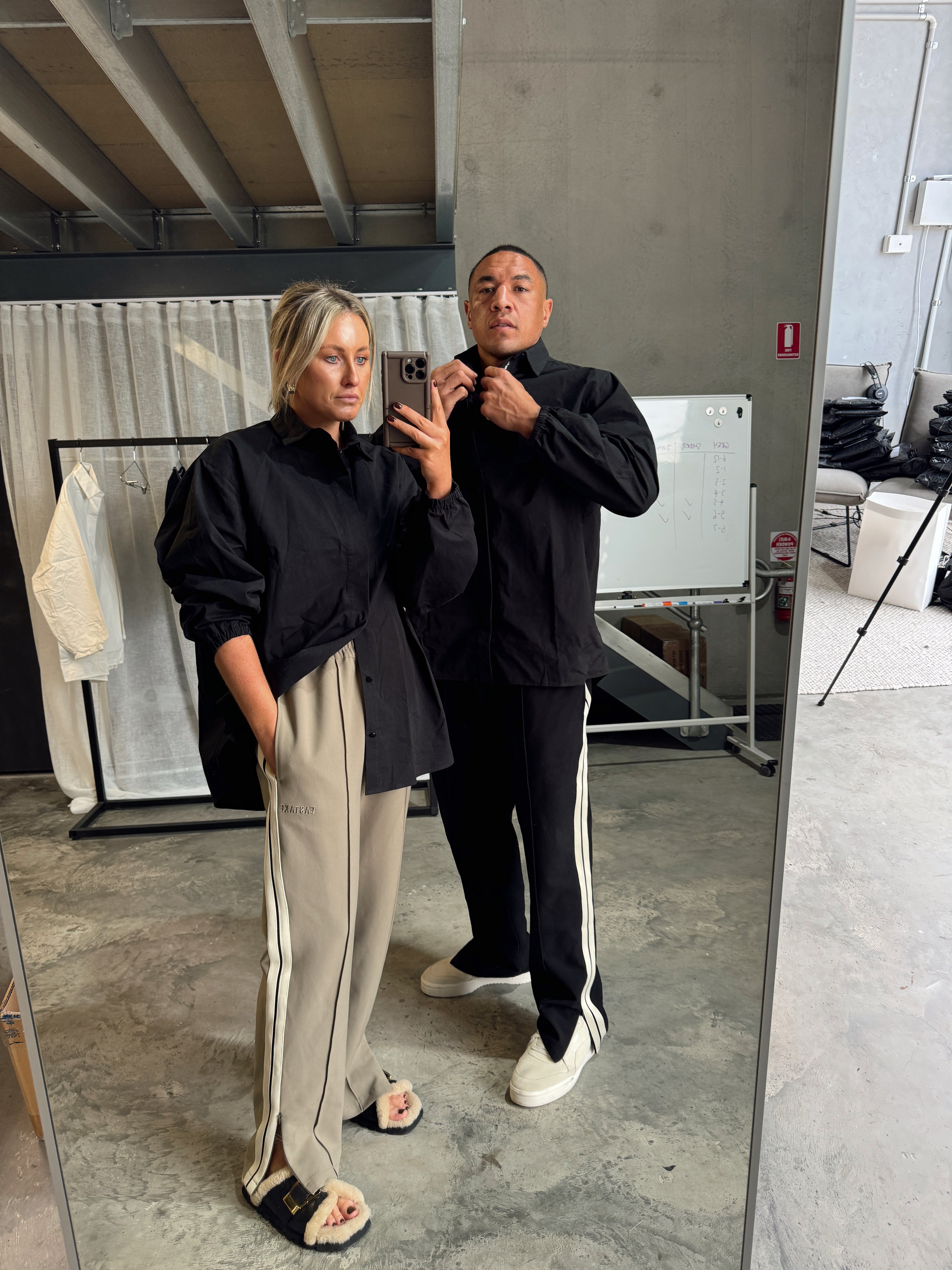 Woven Trackpant - Black