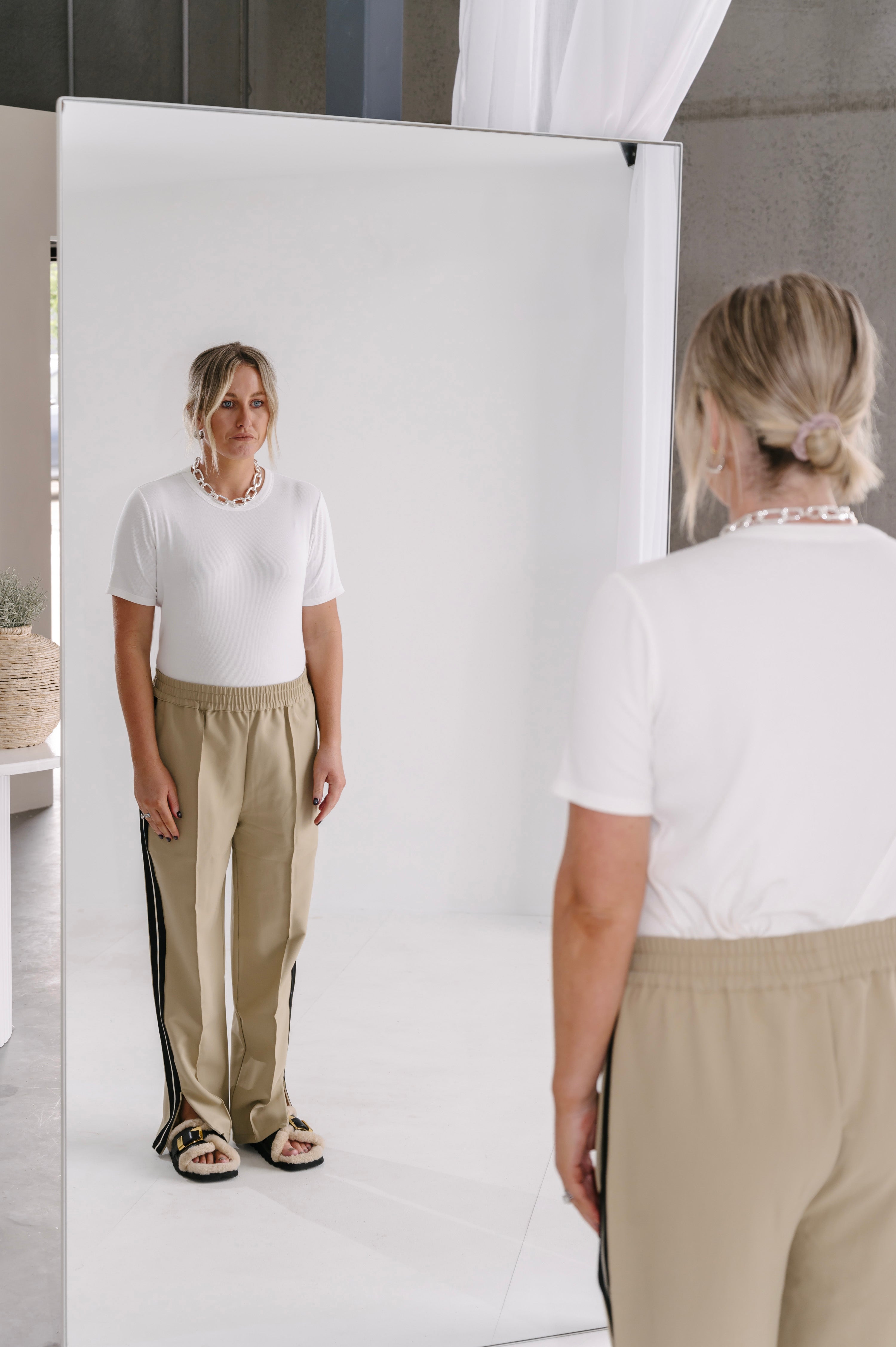 Woven Trackpant - Beige