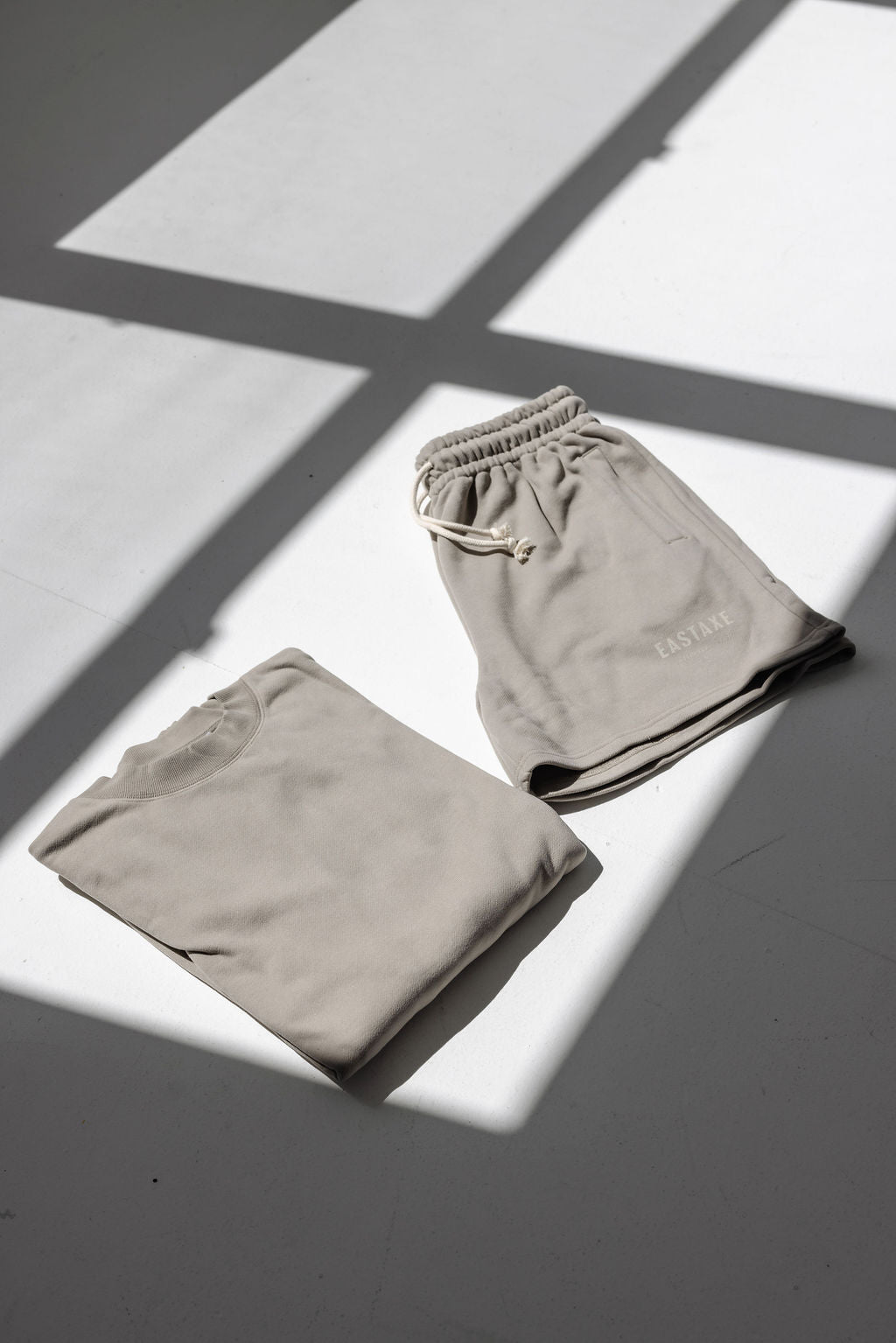 Unisex Short - Dust