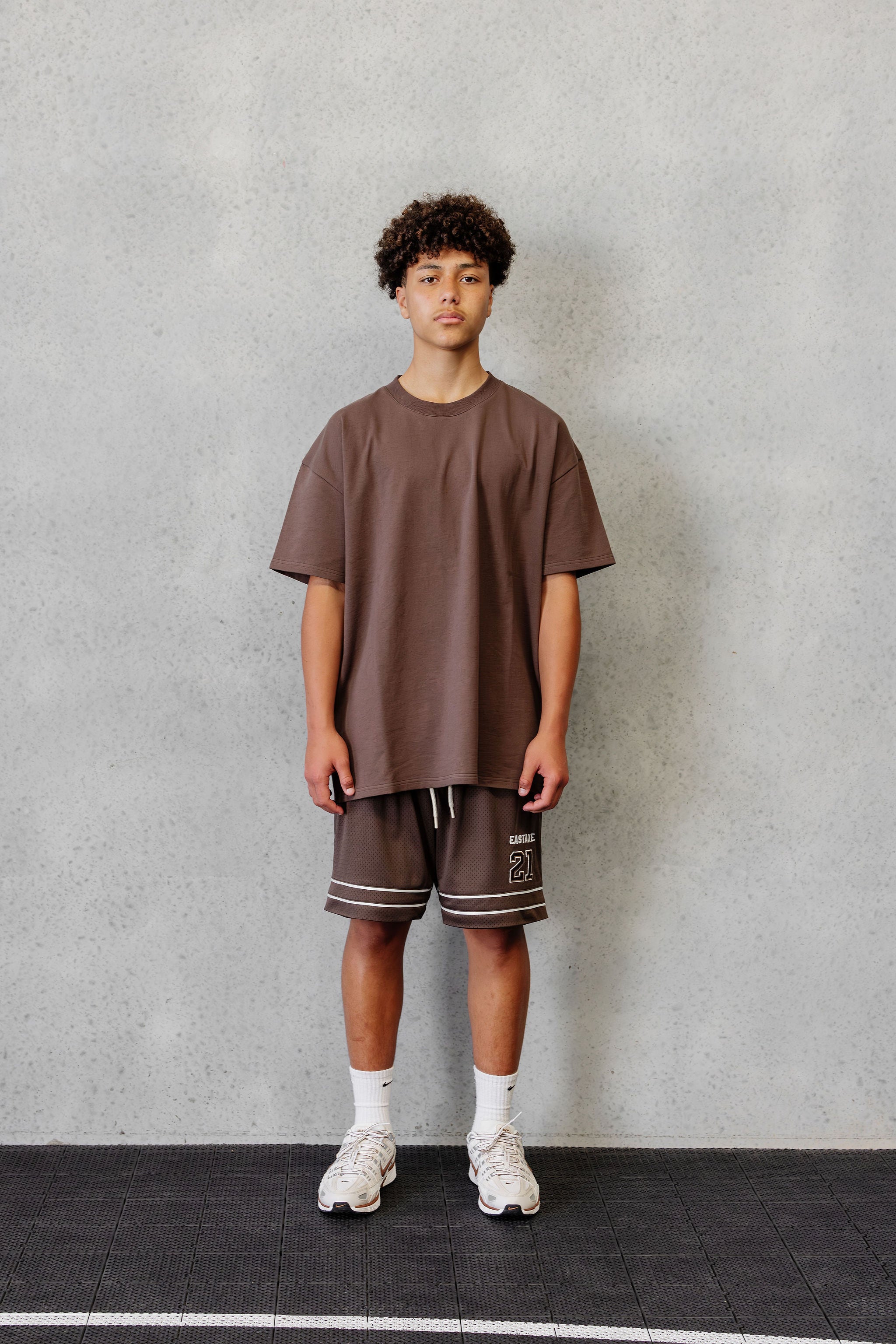 Adults Essential Tee - Chocolate