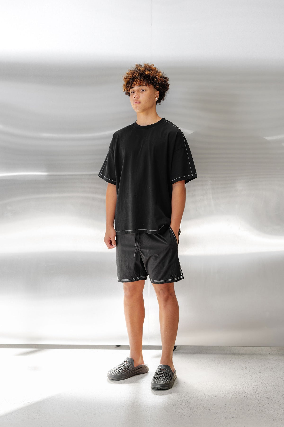 Unisex Classic Box Fit Tee - Black