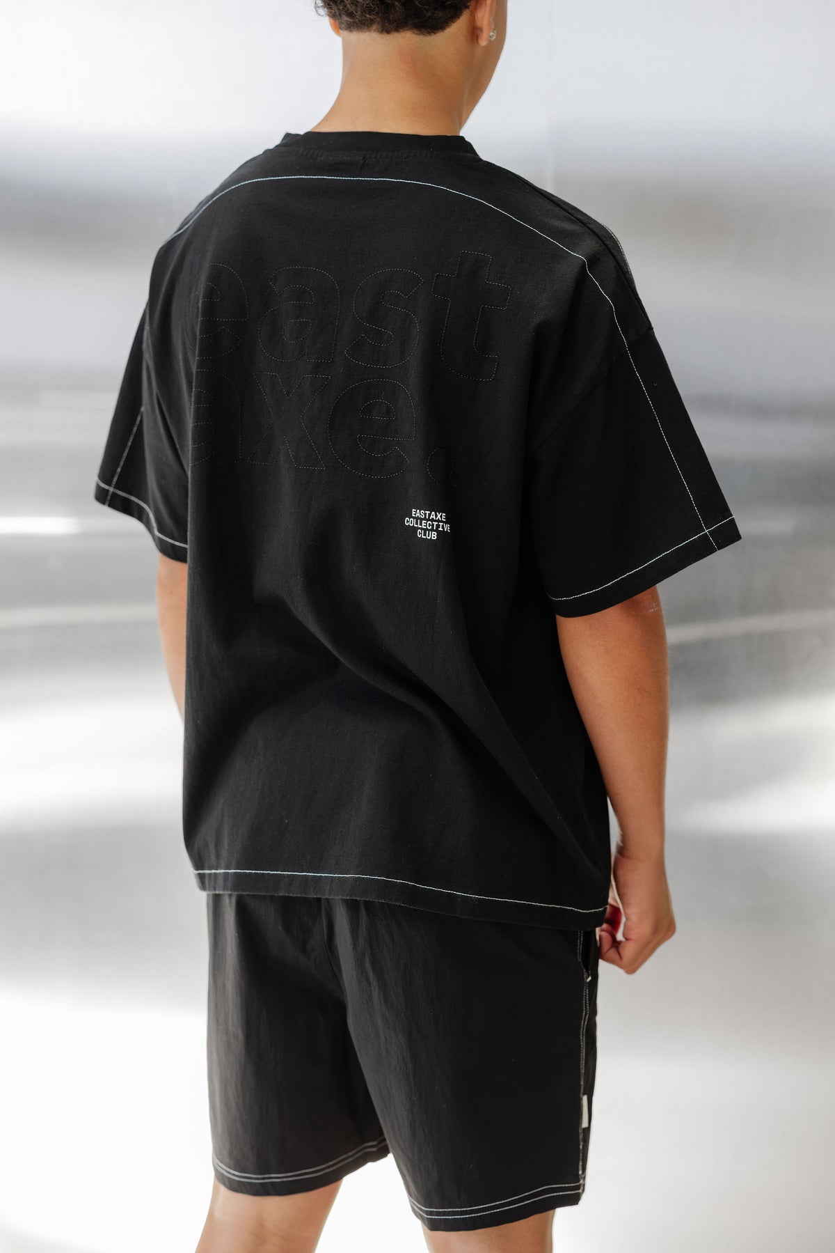 Unisex Classic Box Fit Tee - Black