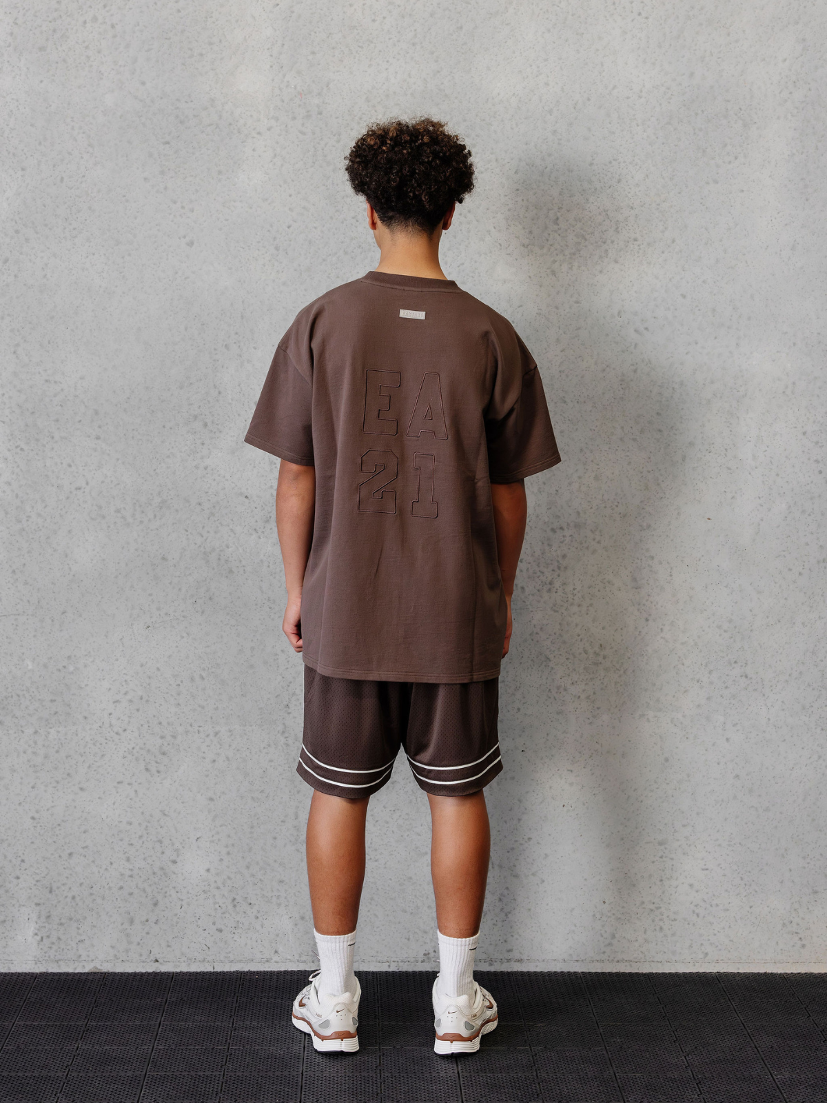 Adults Essential Tee - Chocolate