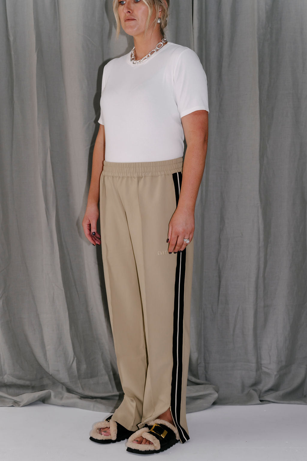 Woven Trackpant - Beige