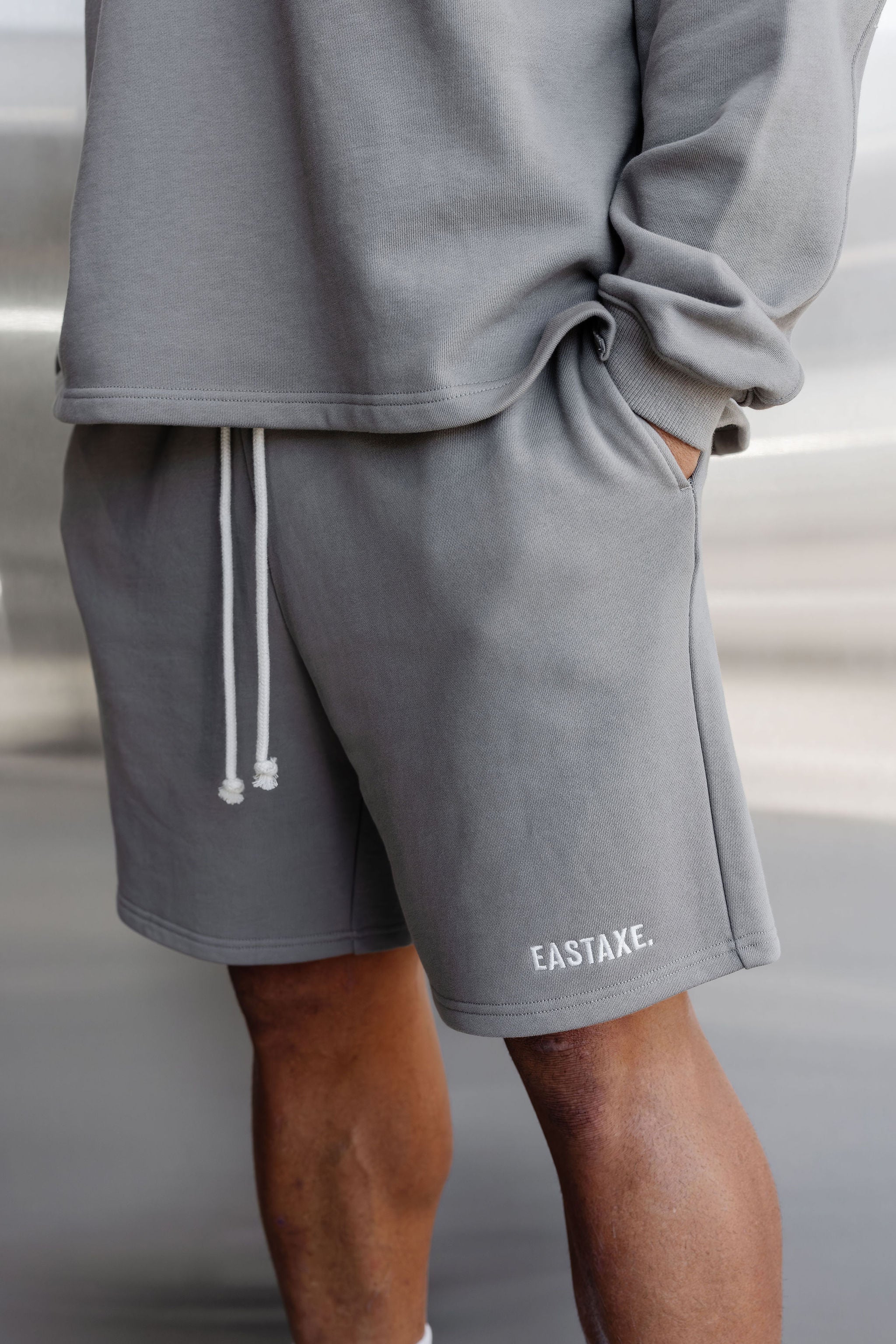 Adults Studio Short - Stone
