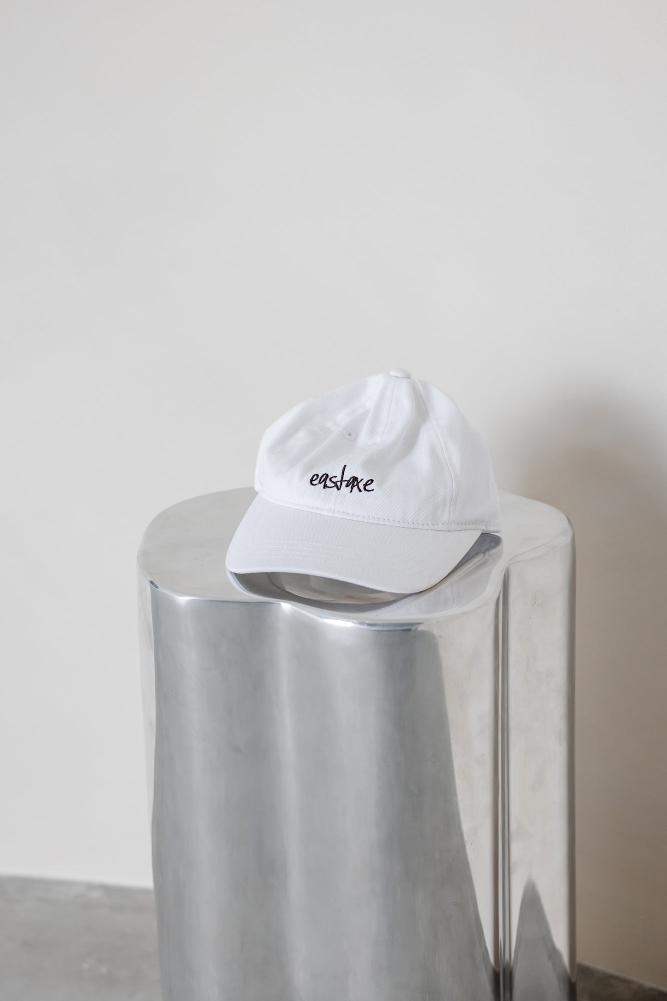 Eastaxe Cap - White